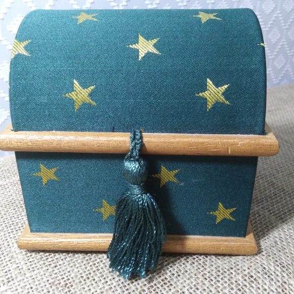 Unbranded Other - Wood Treasure Chest